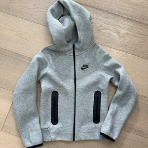 Nike Boys Sportswear Tech Fleece Full Zip Hoodie XS
